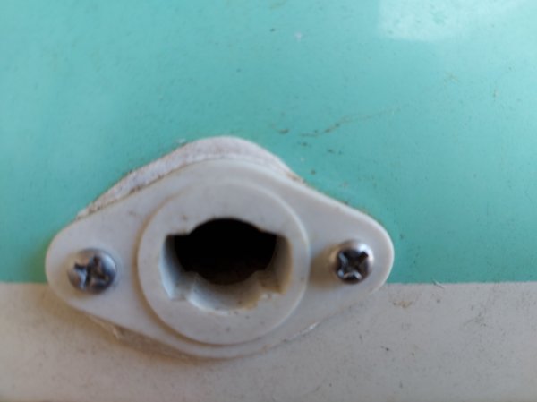 Spundloch mit Bajonettverschluss